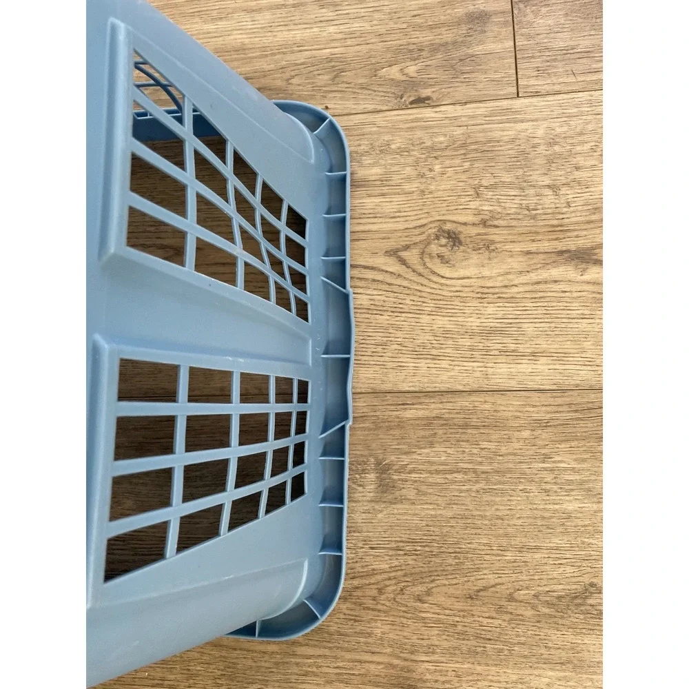 Vintage Rubbermaid Laundry Basket 2965 Light Blue Hamper Rectangular Plastic EUC